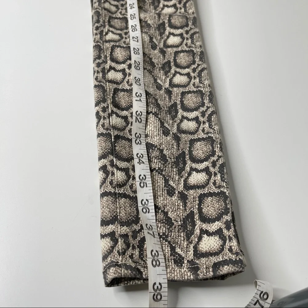 Good American Good Legs Snake High Waist - Picture 6 of 11